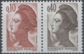Paire de timbres Liberté
