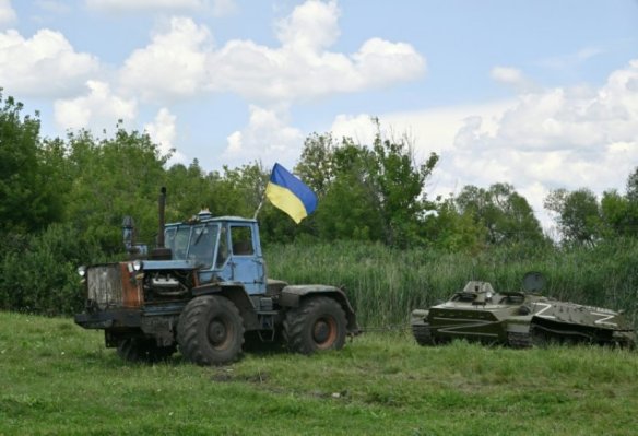 Ukraine_Tracteur3